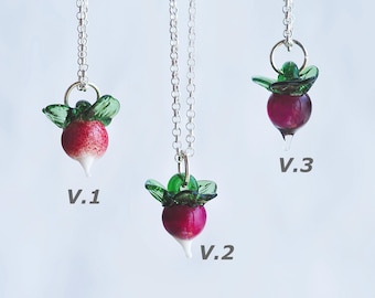 Rädishalsband: Lampwork-glashänge med metallkedja