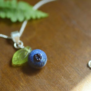 Minimalist blueberry glass lampwork pendant, 925 silver and glass Murano glass