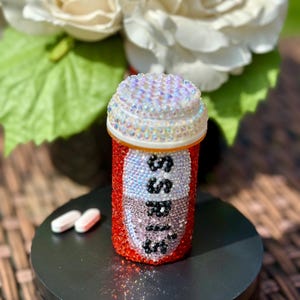 Bedazzled pill bottle, bling, pill, holder, Rhinestones,SSRI, SSRI’s pills, container, organizers, home decor, bathroom decor, cute, sparkle