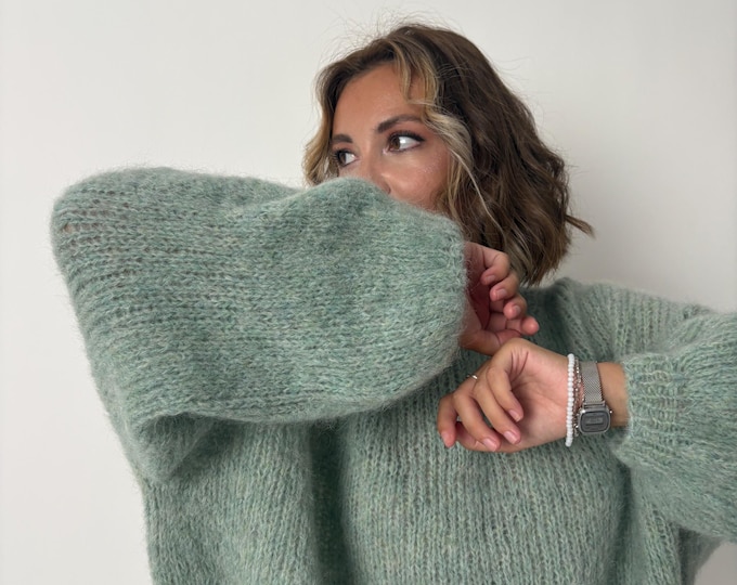 Alpaca Sweater / Handmade Oversized Alpaca Sweater/Mint Alpaca Jumper/Winter Pullover / Soft mint sweater / Fluffy jumper / Hand Made