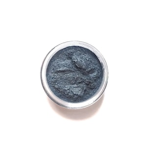 Vegan Mineral Eyeshadow  // Sea // - Silver Grey Blue Mineral Eye Shadow