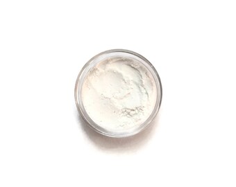 Pearl - Vegan Mineral Eye Highlighter / Eyeshadow - pure white  - Handcrafted Makeup