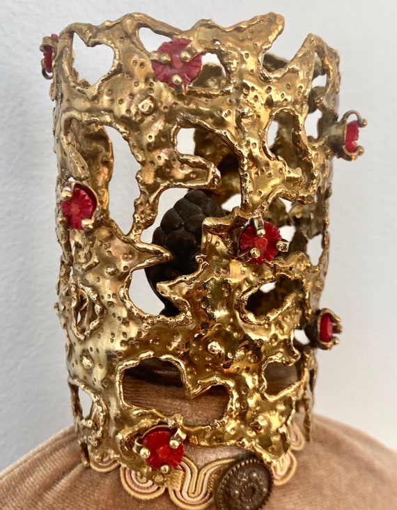 South Indian Red Coral and Gold Metal Dipped Cuff… - image 10