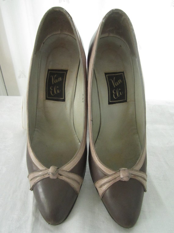 Size 5.5M, NEIMAN MARCUS, Van Eli Leather Pumps, - image 5