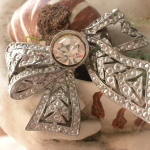 Vintage Rhinestone Pin