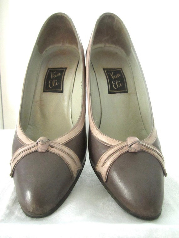 Size 5.5M, NEIMAN MARCUS, Van Eli Leather Pumps, - image 1