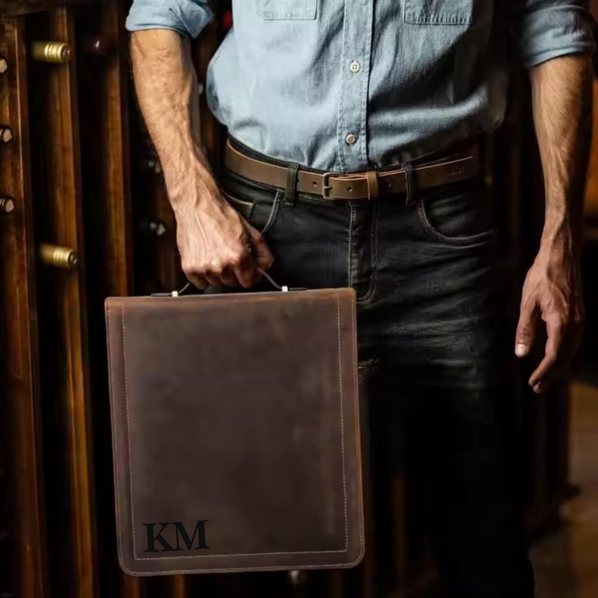 Personalized Leather CD DVD Storage Case: Vintage Crazy Horse 224
