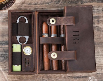 Personalized Leather 7-Cigar Travel Humidor - Handcrafted Cigar Case
