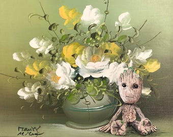 Impresión artística floral de Baby Groot: pintura reciclada de una tienda de segunda mano