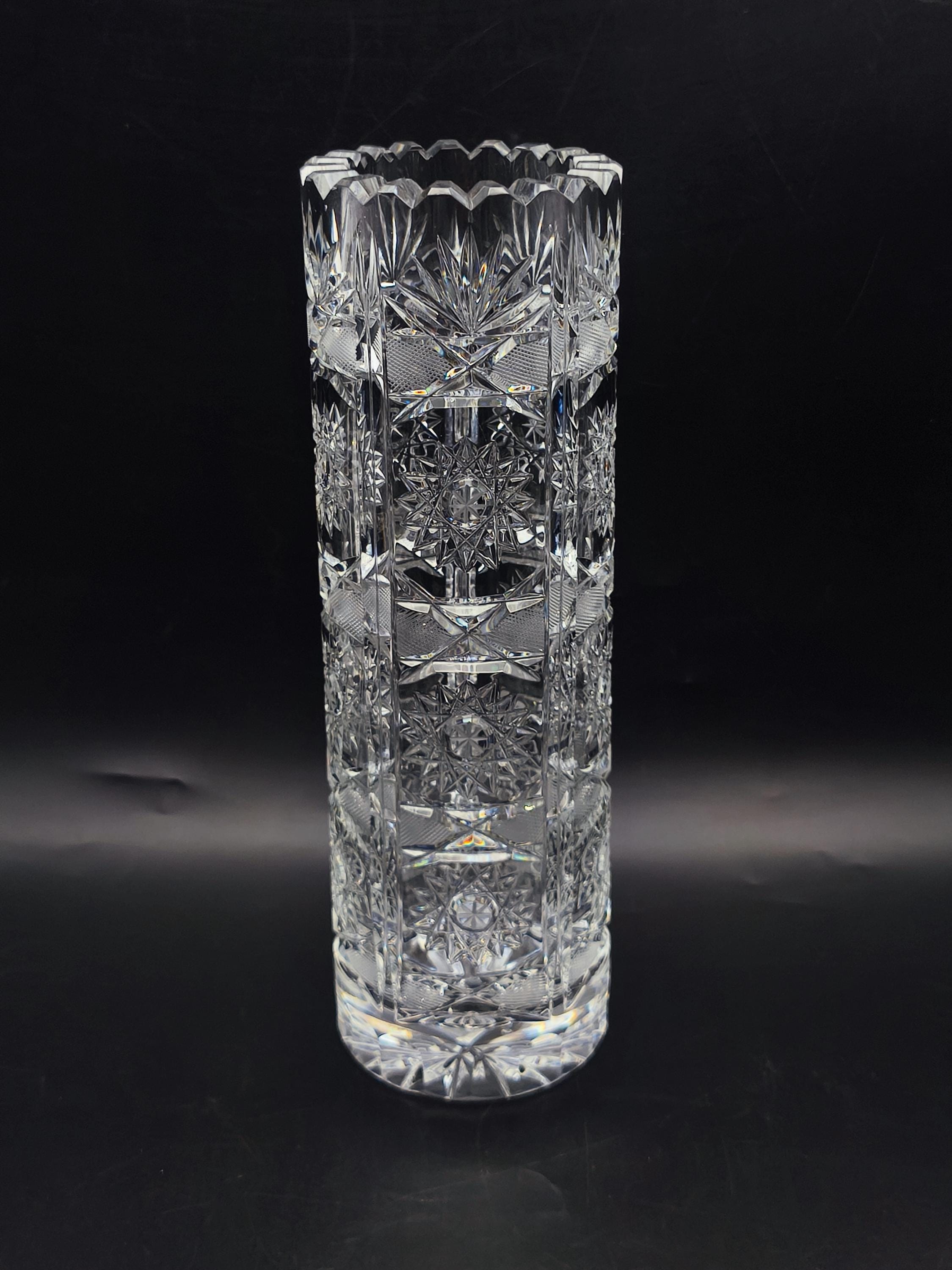 ヴィンテージ ボヘミアン クリスタル花瓶、ハンドカット「クイーンズ