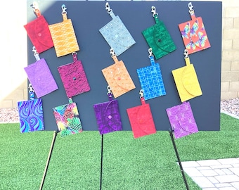 Bolsa artesanal con broche frontal
