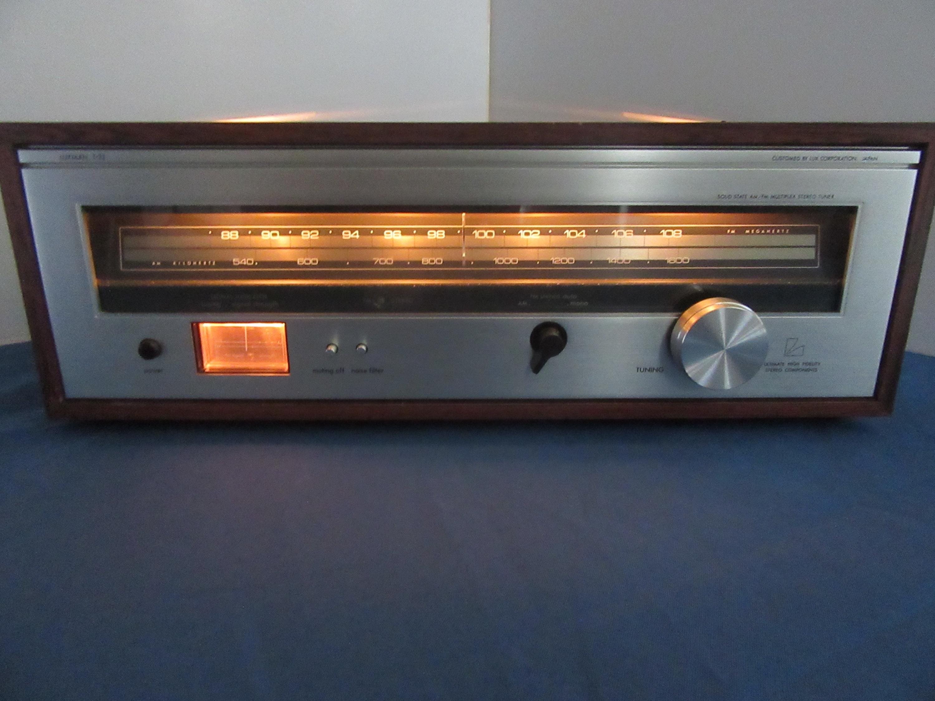 Very Rare Vintage Luxman T33 AM/FM Tuner 1977 Walnut Japan (very