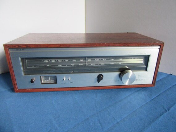 Very Rare Vintage Luxman T33 AM/FM Tuner 1977 Walnut Japan (very