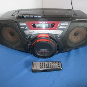 Vintage Near MInt condition..Sony CFD-G50 Portable Boombox CD Radio Cassette Player/Recorder