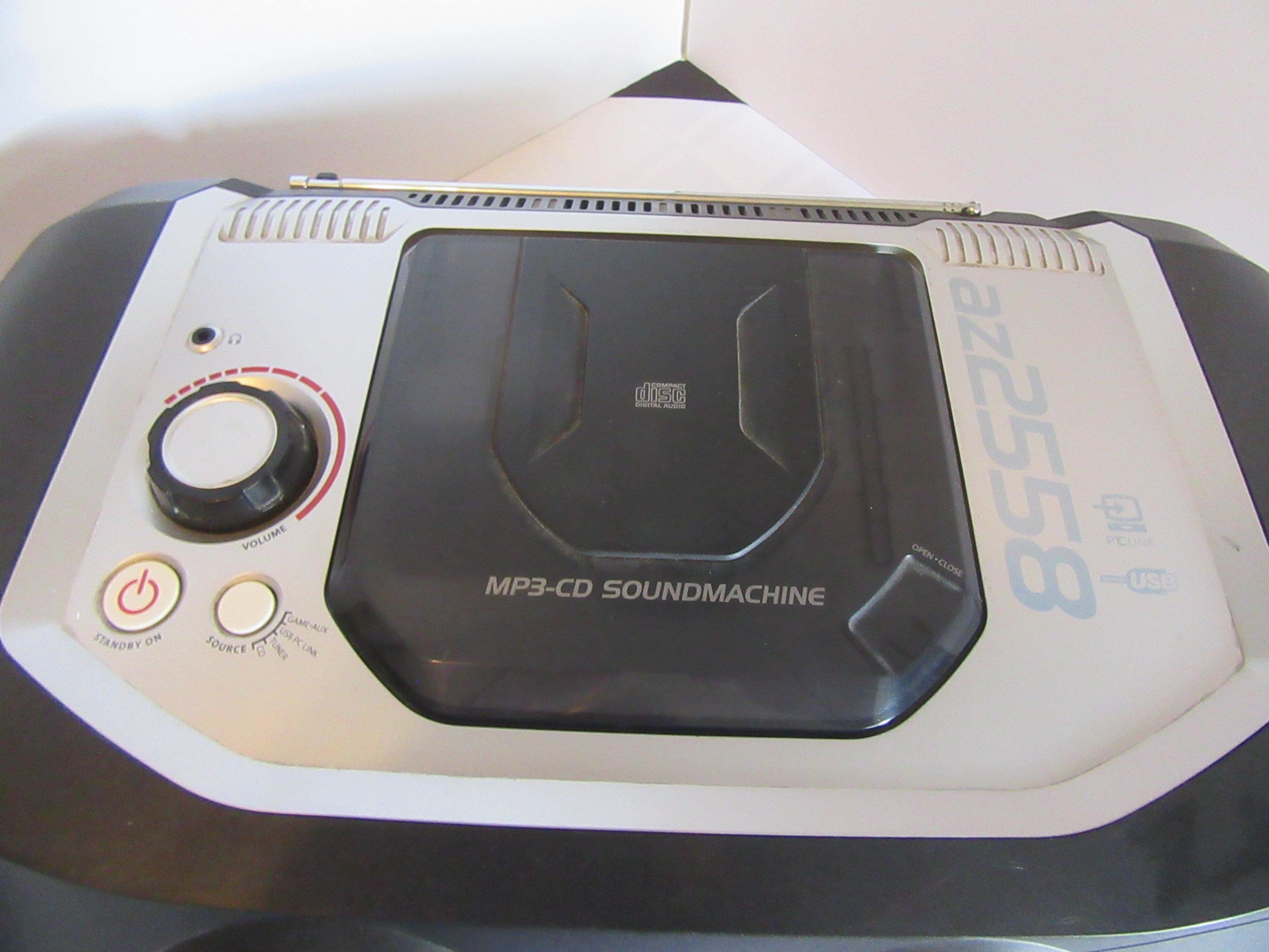 Vintage Philips AZ2558 is a CD/MP3 Boombox Radio With Remote - Etsy