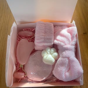 coffret cadeau pour elle, coffret cadeau pour femme, cadeau pour femme, cadeau maman, cadeau bien-être, cadeau Noël, massage pierre naturell