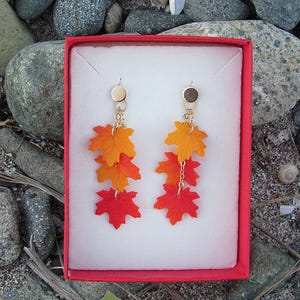 Maple leaves Stud Earring. Handmade Maple Polymer Clay leaves. Nature-Inspired Cute, light earring with Canada maple leaves.