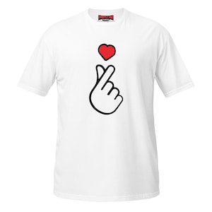 Hand Heart Korean Love Symbol Short Sleeve T-Shirt – K-Pop Finger Heart Unisex Tee – Cute Korean Saranghae Gesture Shirt, Romantic T-Shirt