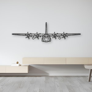 Könnte beinhalten: Ein schwarzes Wandkunstobjekt aus Metall in Form eines viermotorigen Turboprop-Militärtransportflugzeugs. Das Design zeigt eine Frontalansicht des Flugzeugs mit horizontal ausgestreckten Flügeln, vier Propellern und einer detaillierten Cockpitstruktur.