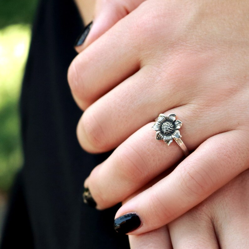 Sterling Silver Sunflower Hammered Ring Womens Ring Mammoth Sunflower Ring Stacking Ring Fall Sunflower Ring Flower Ring