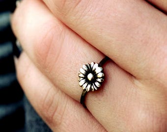 Yellow Sunflower Ring, Sweet Sunflower Stack Ring, Boho Sunflower Ring, Antiqued Ring, Hipster Flower Ring, Bridesmaid Ring, Rustic Flower