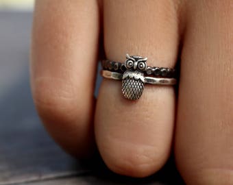 Woodland Owl Ring Set, Owl Stack Ring Set, Halloween Owl Ring, Barn Owl Ring, Sterling Stack Ring, Silver Owl Ring, Bead Band, Antiqued Ring