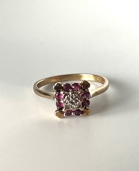 Ruby and Diamond 9ct Gold Cluster Ring, Vintage, … - image 1