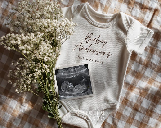Neutral Pregnancy Reveal