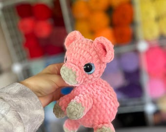 Peaches the Pig Crochet Pattern PDF | Cute Plush Pig Amigurumi Tutorial