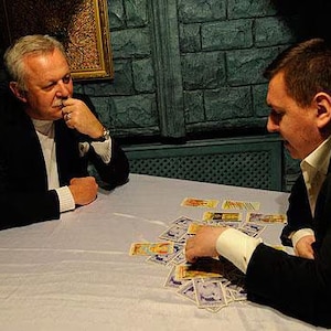 Divination, présage, prophétie et clairvoyance. Une séance avec un voyant et devin expérimenté ayant 30 ans d'expérience