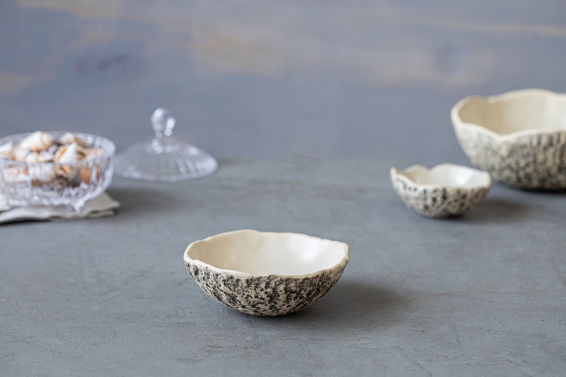 SET OF 12 tapas bowls Handmade pottery Ceramic bowl set Snack bowls Dipping bowls Steingut Geschirr Natural White