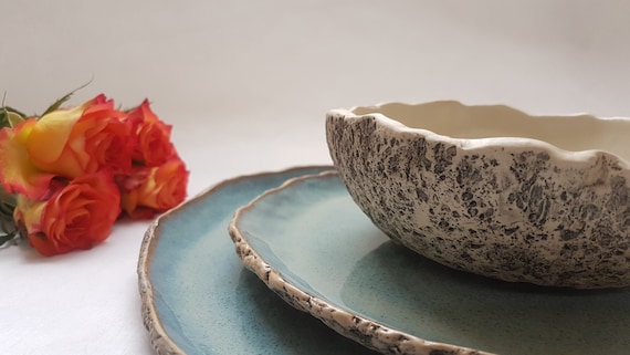 Colourful dinnerware clearance