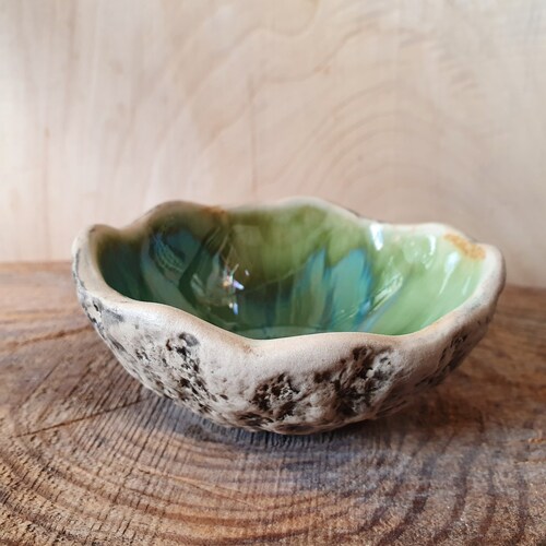4 small ceramic handmade shops spice bowls set with wooden spoon