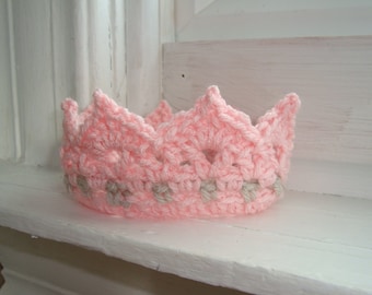 CROCHET PATTERN  - Digital Download Princess or Prince Crochet Crown, DIY Newborn Pattern 002  - Great Photography Prop pattern