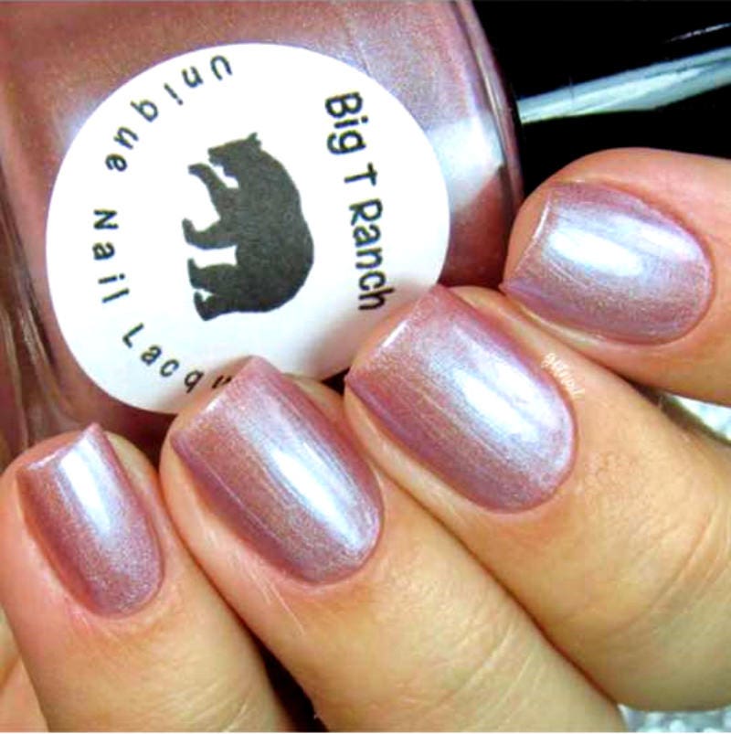 Linear Holographic Taupe Mauve Nail Polish Free . - Etsy Israel Linear Holographic Taupe Mauve Nail Polish Free . - Etsy Israel
