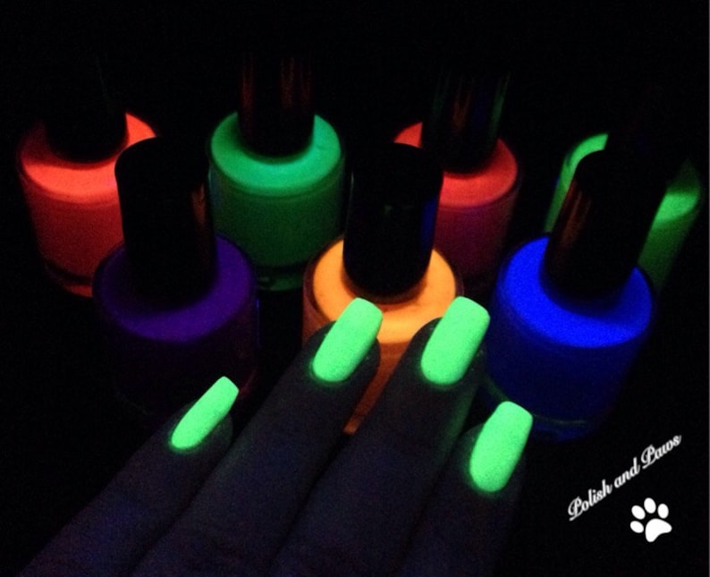 Esmalte de uñas amarillo fluorescente neón libre Estados Unidos envío Hippie Chick UV reactiva esmalte de uñas/laca imagen 5