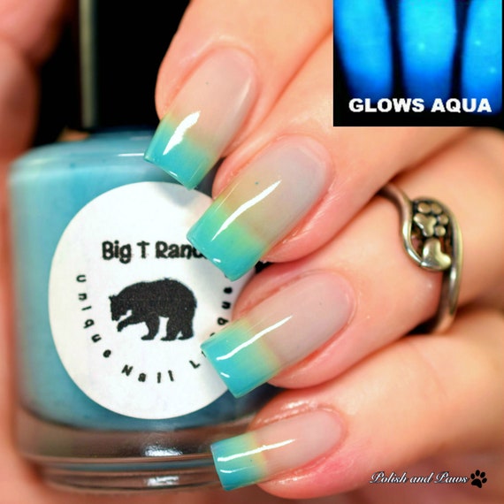 Turquoise Color Changing and Glow Nail Polish Mood Nail - Etsy Israel Turquoise Color Changing and Glow Nail Polish Mood Nail - Etsy Israel