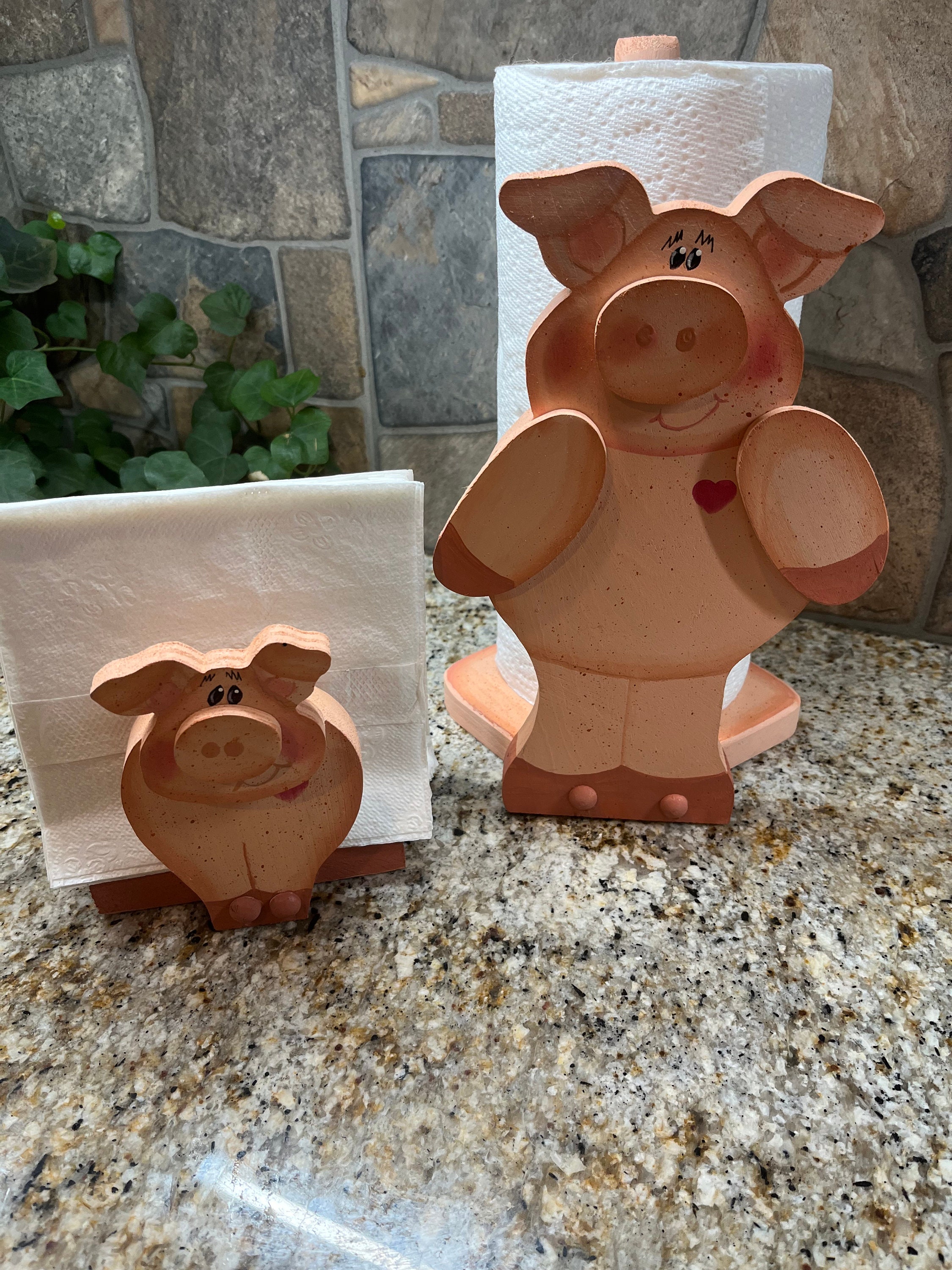 Pig paper towel holder hotsell