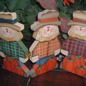 Whimsical Scarecrow Screen