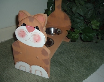 Kitty Cafe Feeding Station