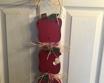 Whimsical Apple Trio wall hanging