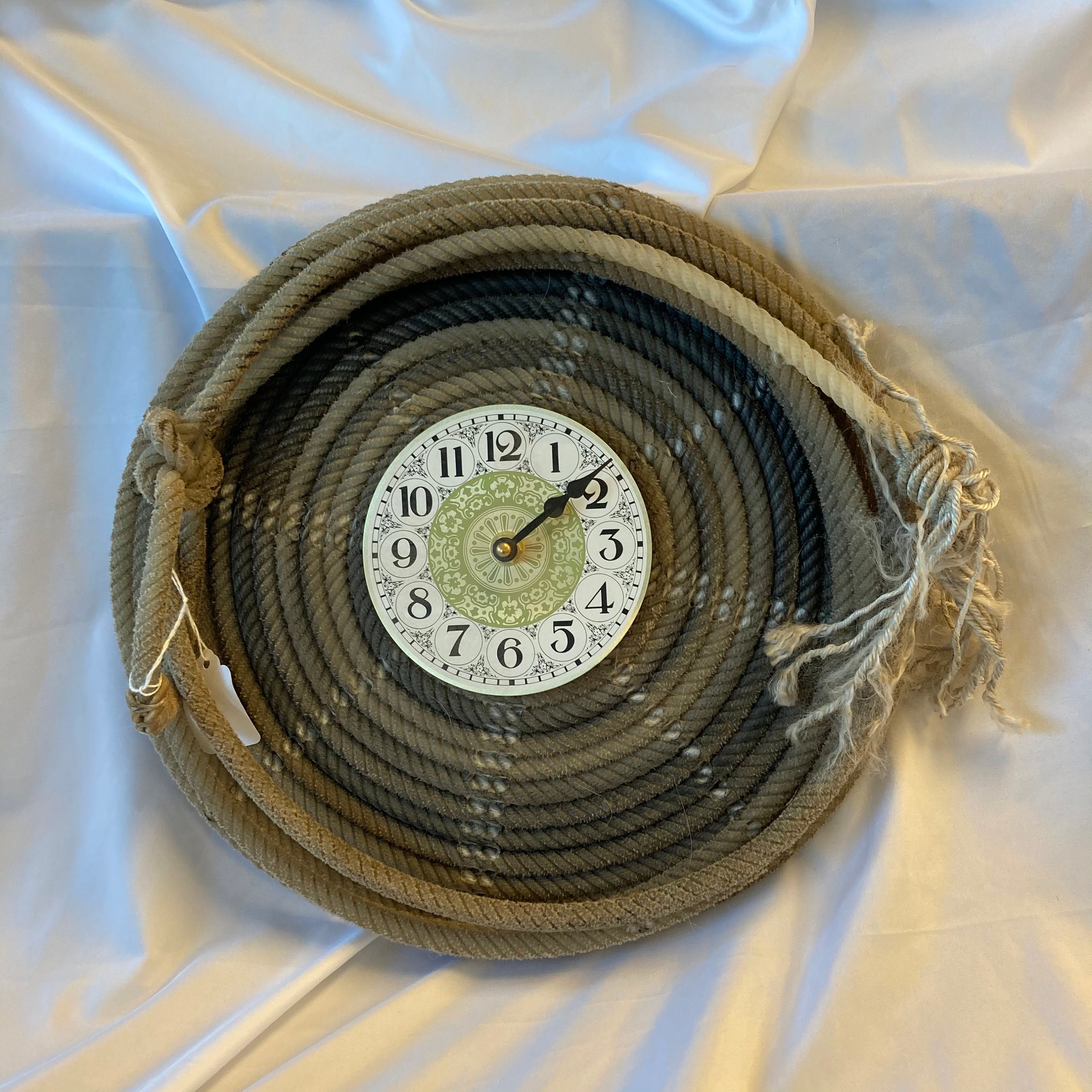 Ck1Lariat rope clock