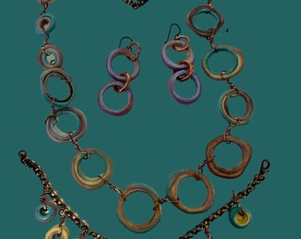 Glass rings necklace set