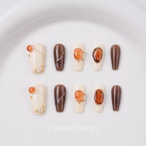 Amber Chrome Press on Nails-Medium Long Coffin: 3D Amber Gemstone, Cracked Texture Design, Warm Earth Tone