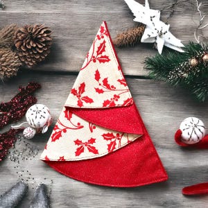 Christmas Tree Napkin PDF Tutorial | Beginner Sewing Pattern | Christmas Placemats Pattern | Fast and Easy Sewing Pattern | Round Placemats