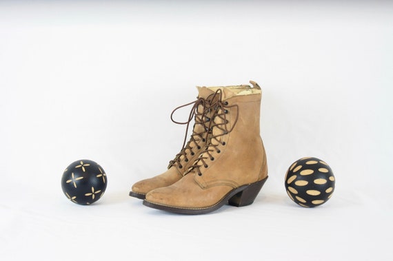 Vintage Ankle Boots. Size 8 Short Light Brown Genu