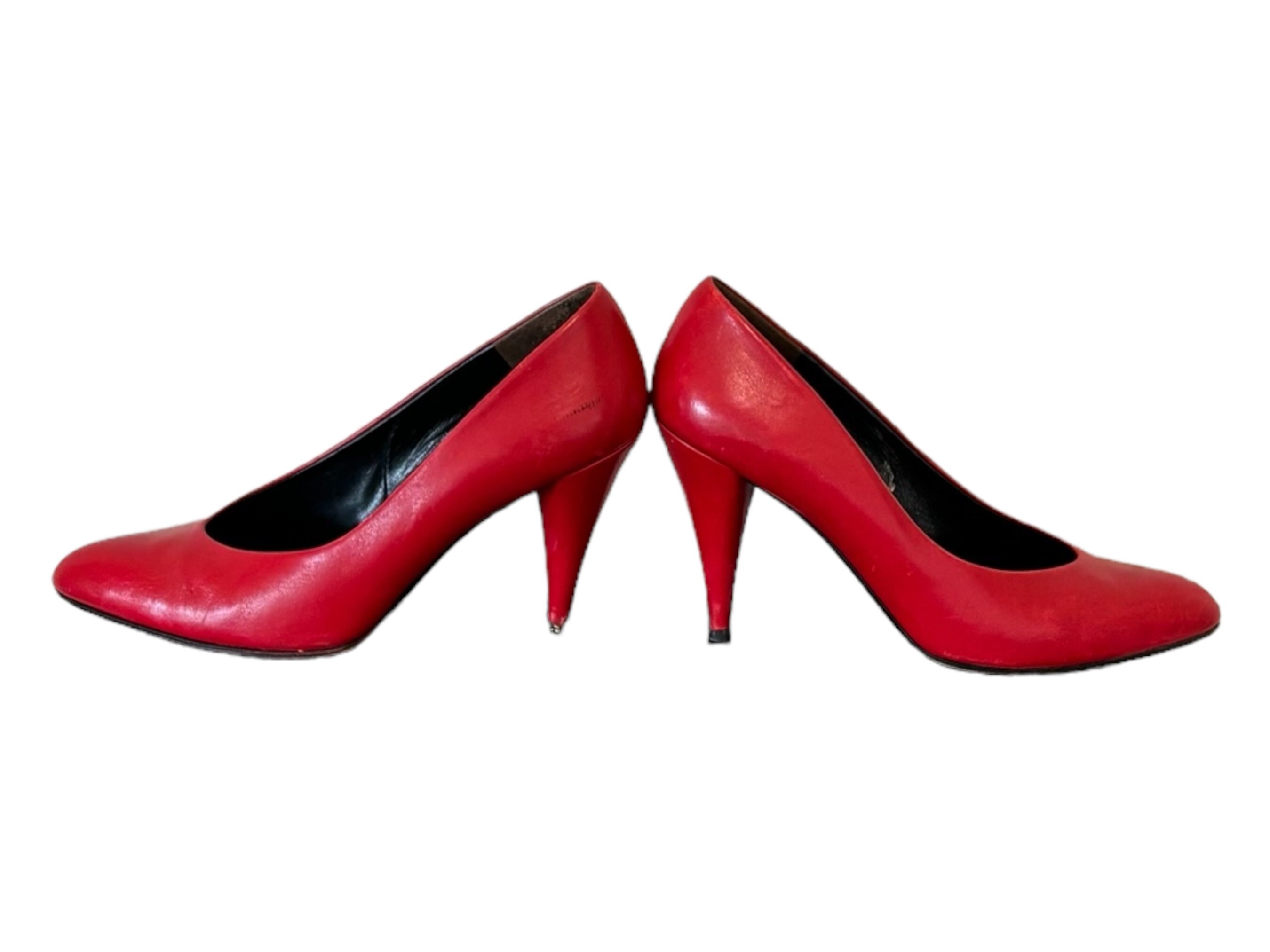 靴 AmeriVINTAGE  HEARTMOTIFPOINTEDTOE PUMPS Ameri（アメリ）の「HEART MOTIF POINTED TOE PUMPS（パンプス