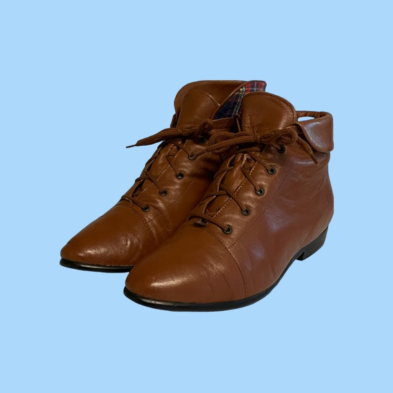 Vintage Boots-Boots-Size 6.5 Boots-Brown Boots-Ankle Boots-Granny Boots-1980s Boots. View 4