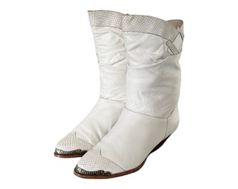 Vintage Boots-White Boots-Slouch Boots-US Women Size 7-Rockabilly-Women Boots-Western-Cowboy Boots-Wild Pair-1980s-Vintage Women Wear-Boots.