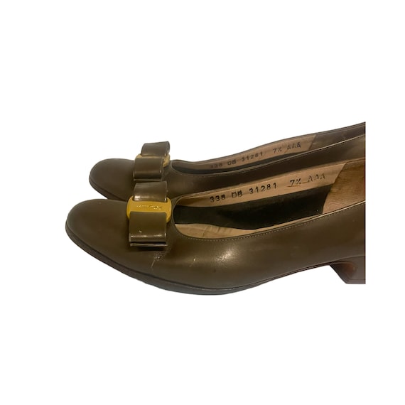 Salvatore Ferragamo-Bronze Vera Pumps-80s Vintage… - image 6